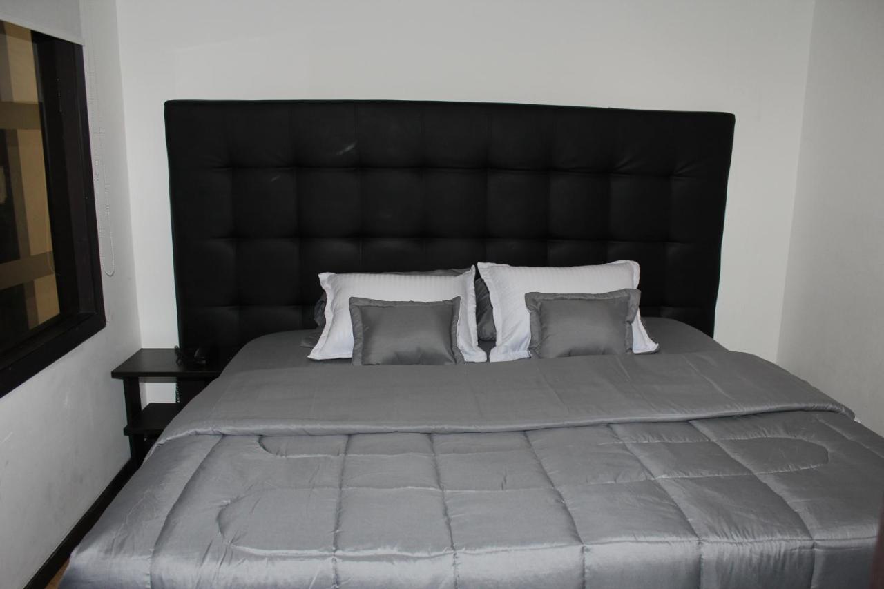Hotel Montecarlo Boutique โบโกตา ภายนอก รูปภาพ