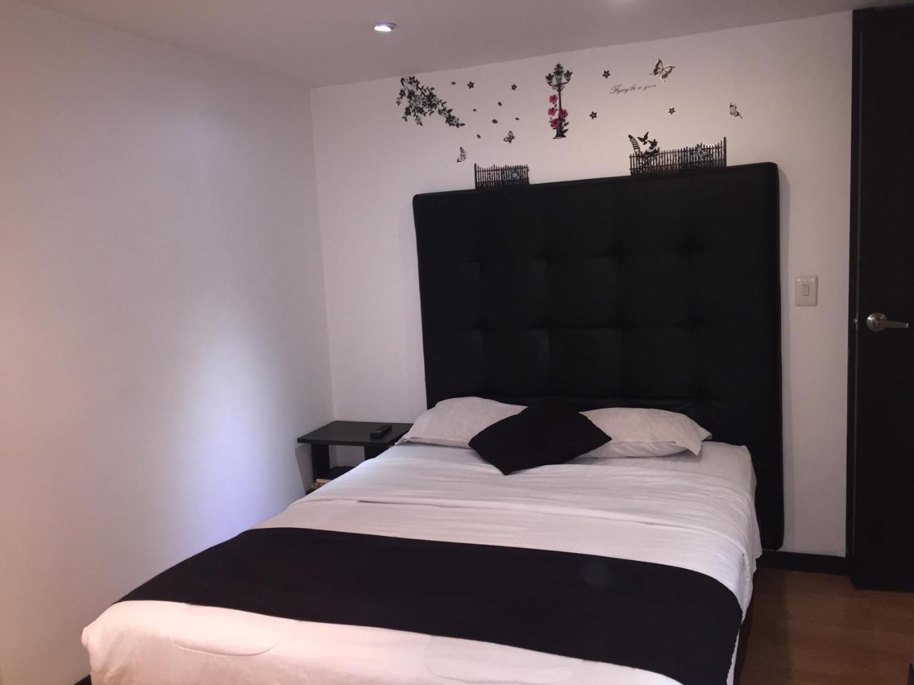 Hotel Montecarlo Boutique โบโกตา ภายนอก รูปภาพ