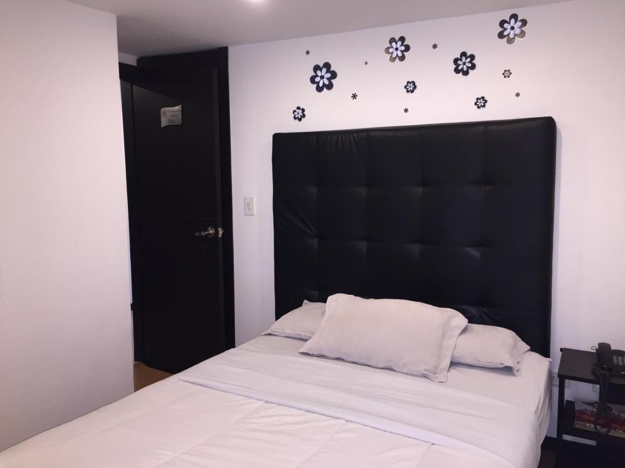 Hotel Montecarlo Boutique โบโกตา ภายนอก รูปภาพ